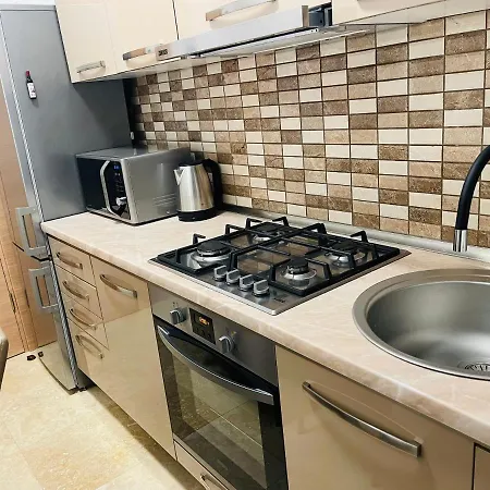 Solid - 4 Apartment Mamaia